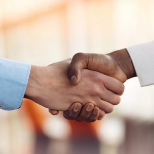 Dubai Airport Terminal 2 Arrival Meet & Greet - Deluxe Service