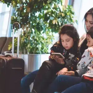 Dubai Airport Transit Meet & Assist with Lounge for Mother & Child